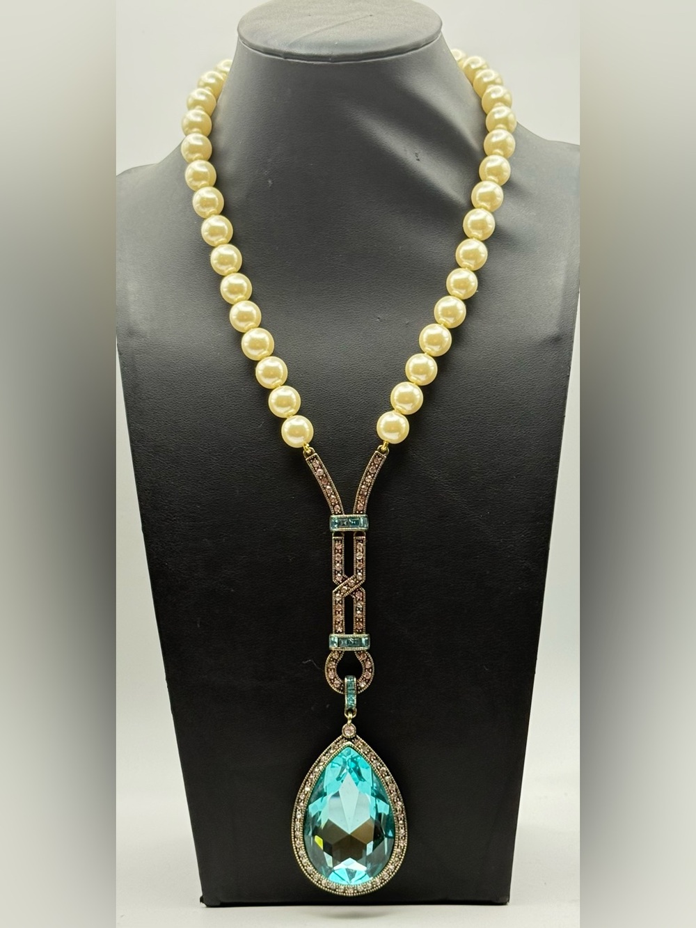 Heidi Daus My Heirloom Art Deco Aqua Blue Topaz Crystal Faux Pearl Necklace